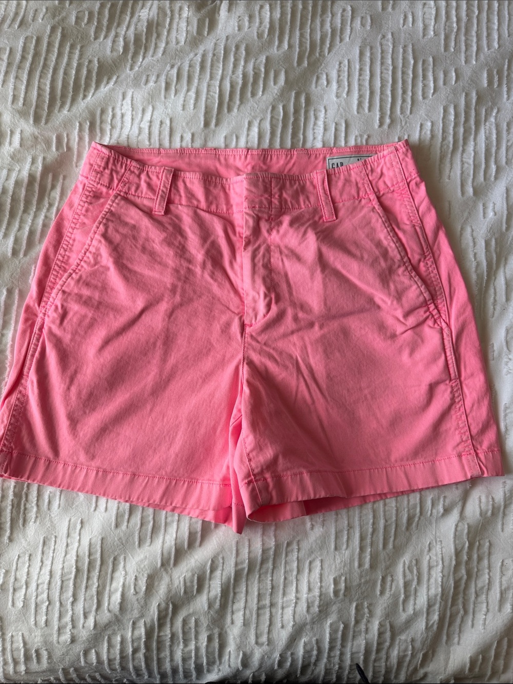 GAP Women's Coral Pink Cotton Chino 4”Shorts